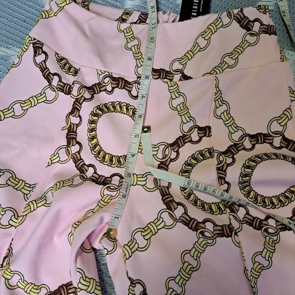 FASHIO Nova Chained Heart Pants - Picture 7 of 12